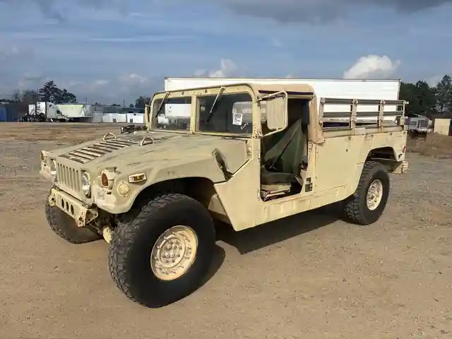 AM General M1097R1 HMMWV 2 Door Soft Top w/Truck Body