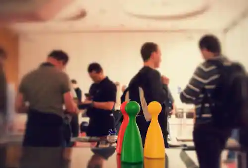 Spielfiguren des Developer Open Space