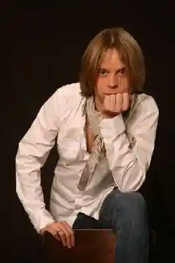 18.girts_zebulins_2.jpg (29232 bytes)