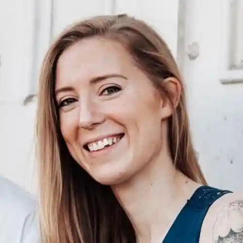 Portrait of Lauren Anderson.