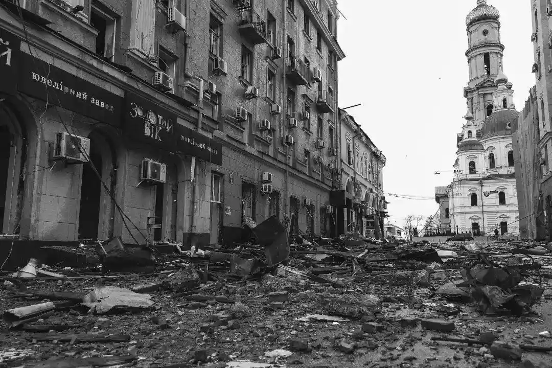 screenshots/kharkiv-destroyed.jpg