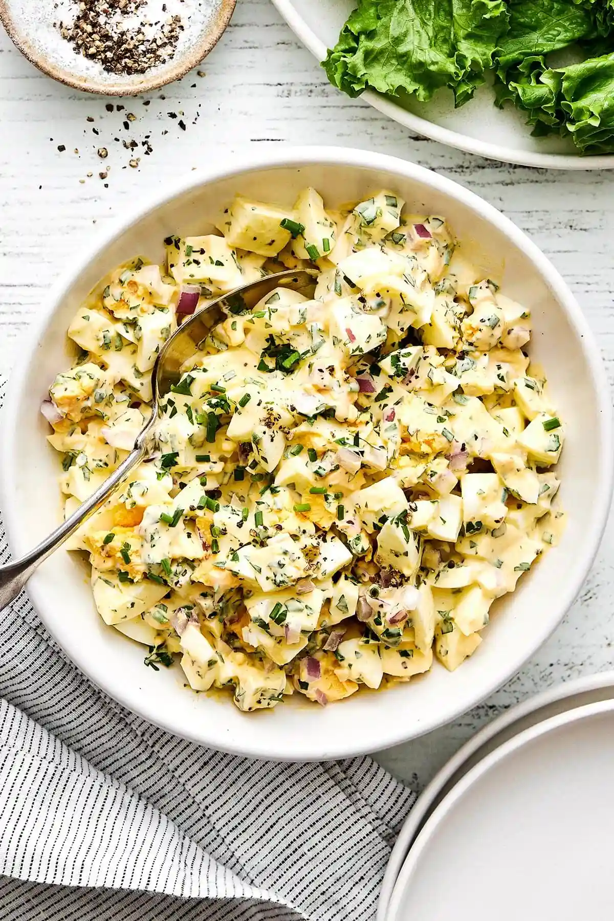 A bowl of egg salad.