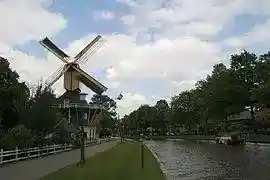 Weesp molen 't Haantje.jpg