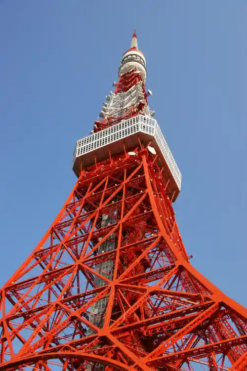 Photo of the Tokyo Tower, a 332 meter lattice tower in Tokyo, Japan.
