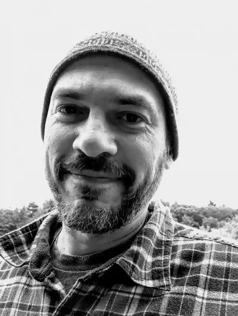 jonathan-800x1065-q85