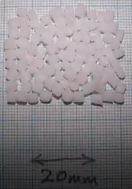 ThermoplastExtruder-granules-small.jpg