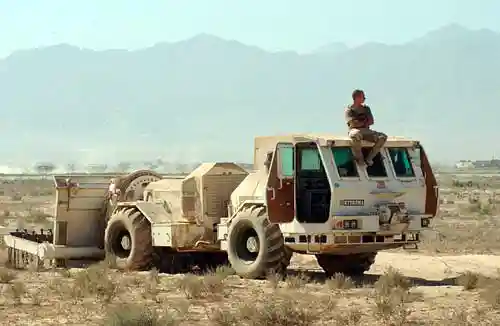 Hydrema mine clearing vehicles use flails.[62]