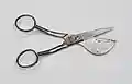 Scissors for cutting carpet pile