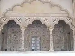 Multifoil arches with parchinkari in Diwan-i-Am, Red Fort, India, built between 1631-1640. An example of Mughal architecture.