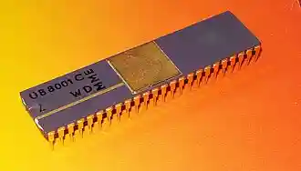 VEB Mikroelektronik "Karl Marx" Erfurt (MME) UB8001C