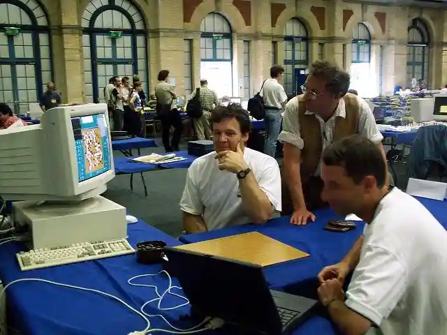 Olympiad2000cm2.jpg