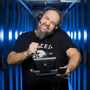 conova Karriere Slider IT Helpdesk Agent Teaser